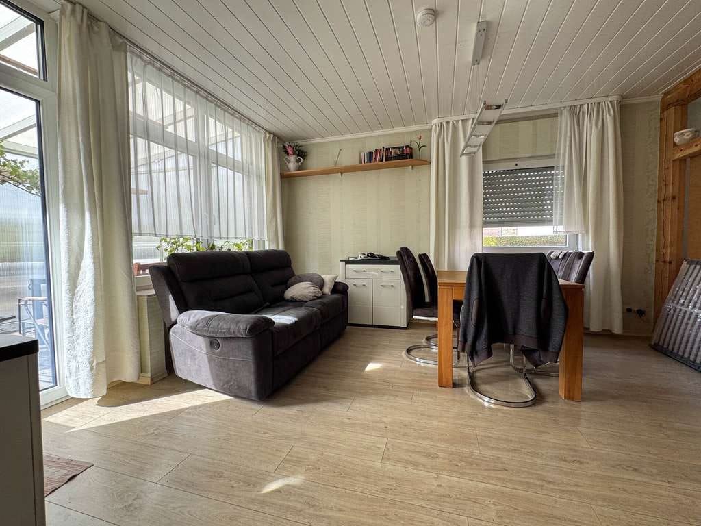 Immobilie in Blomberg - Flexibles 4-Familienhaus mit separaten Eingängen, Sauna, Garagen & attraktivem Mietpotenzial in Blom - Bild 1