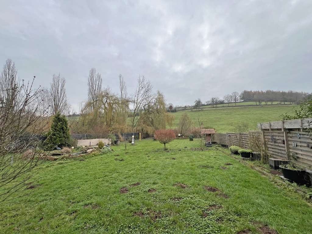 Immobilie in Sippersfeld - POCHERT IMMOBILIEN - Idyllisches Anwesen in Sippersfeld: 2 Wohnhäuser mit Scheune und Grünland  - Bild 4