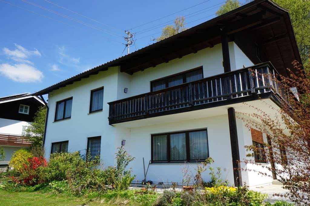 Immobilie in Soyen - Terrassenwohnung in Zweifamilienhaus zu verkaufen, ruhige schöne Lage, bereits frei mit Gartenanteil - Bild 2