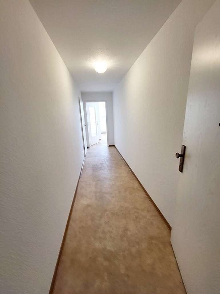Immobilie in Heinsdorfergrund - 2-Raum-Dachgeschoß-Wohnung mit Lift zu verkaufen - Bild 1