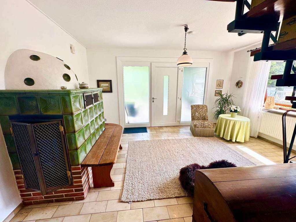 Immobilie in Ellerbek - Großzügiges und saniertes Einfamilienhaus mit viel Potenzial in Sackgassenendlage - Bild 3