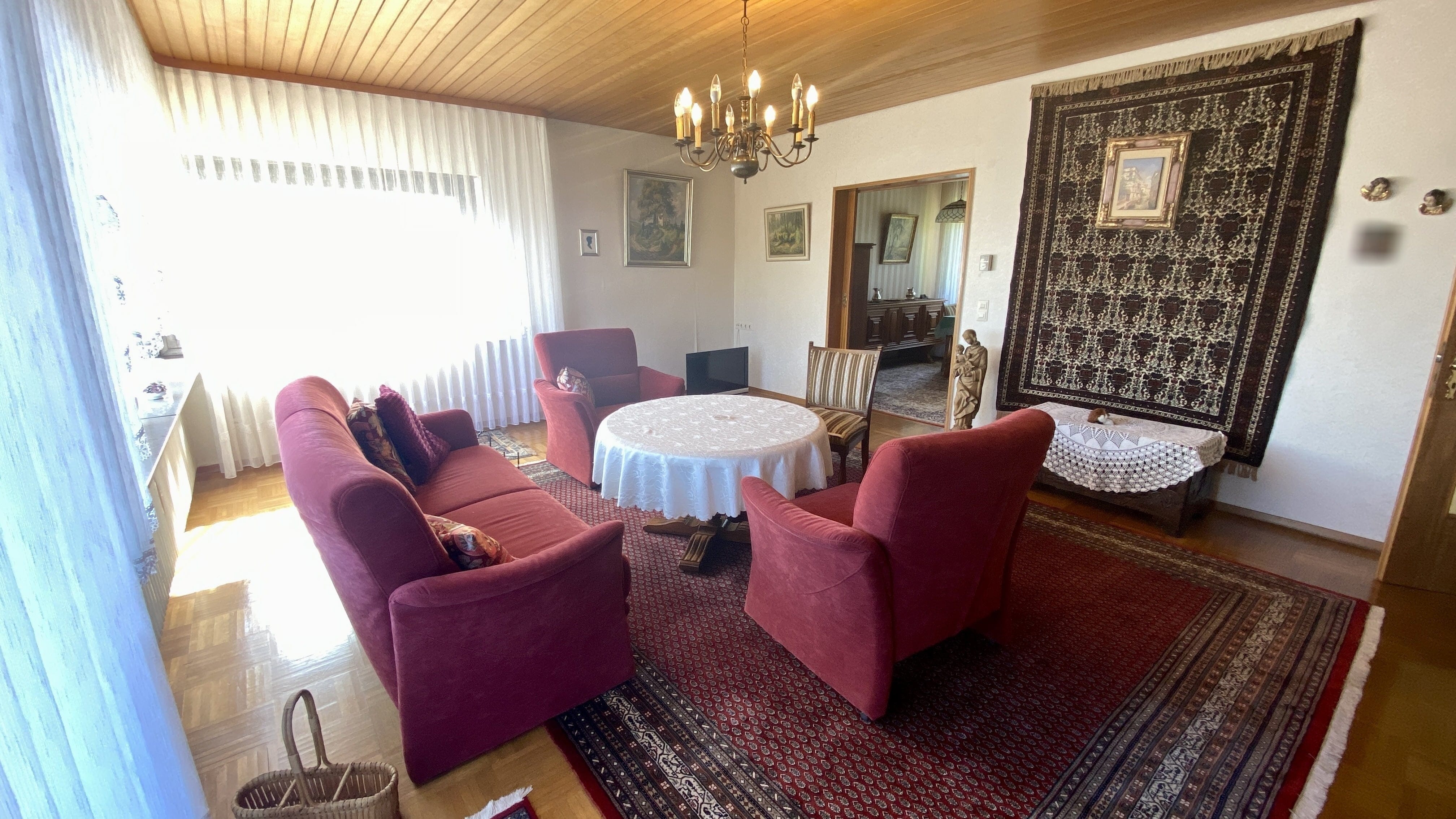 Immobilie in Untereisesheim - Großzügiges Wohnen auf einer Ebene - mit Garten und Einliegerwohnung - Bild 3