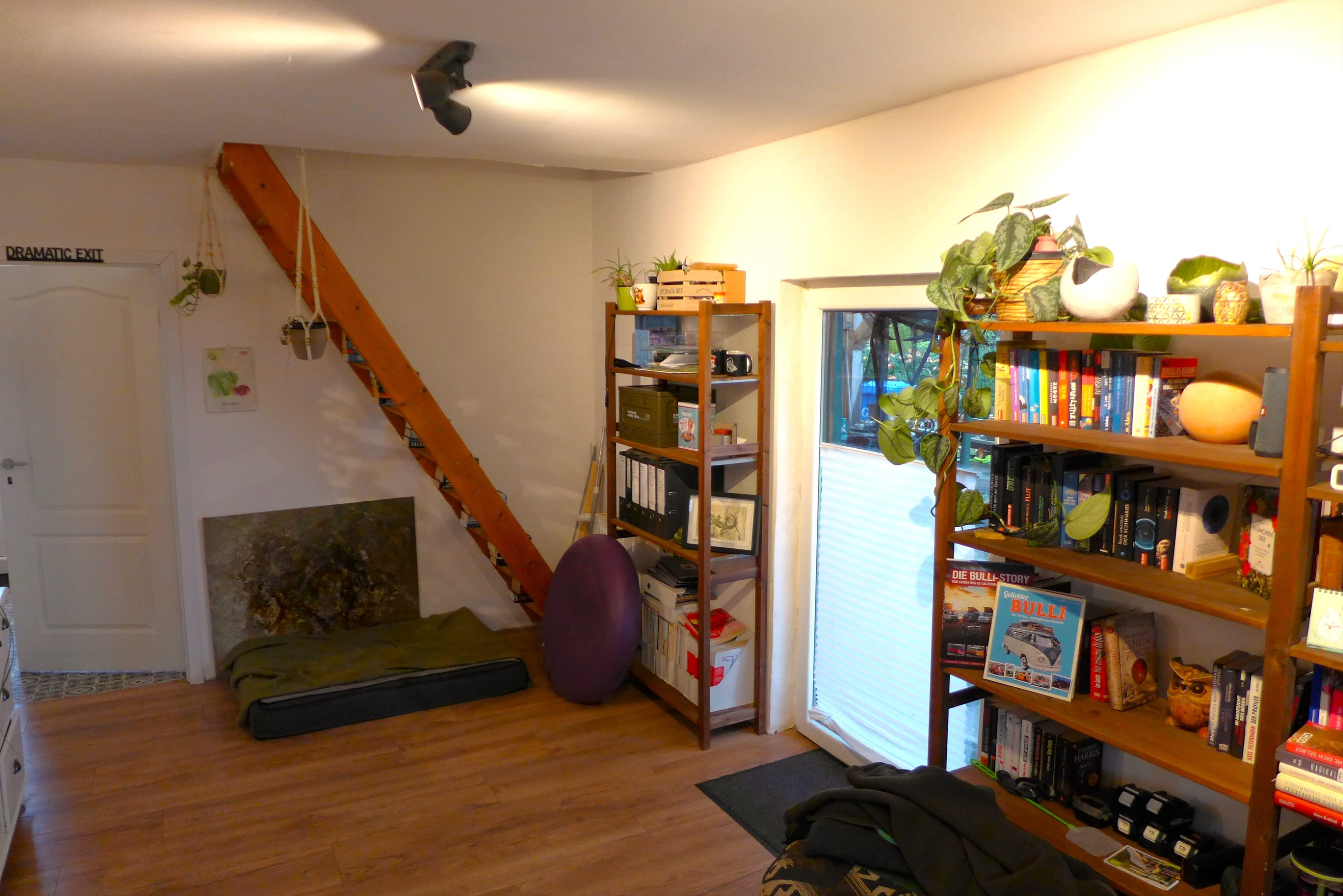 Immobilie in Ovelgönne - Kleines Haus mit Ausbaureserve und großem Garten - Bild 2