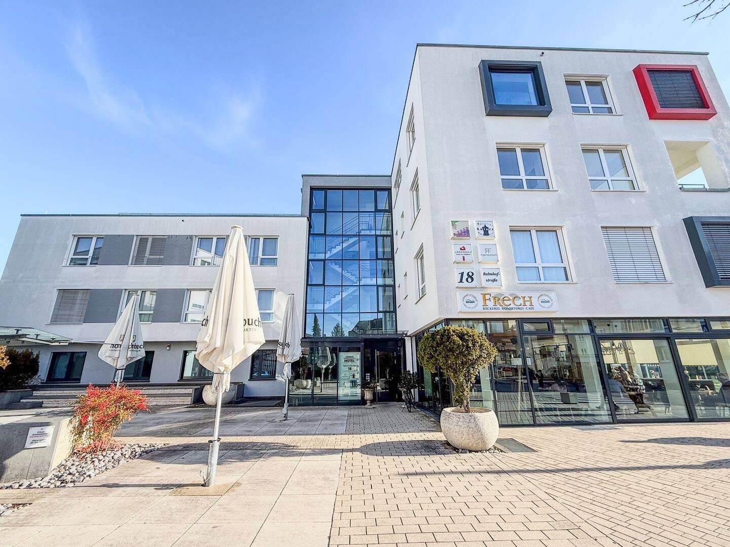 Immobilie in Renningen - Hochwertiges und vollmöbliertes Apartment in S-Bahn-Nähe - Bild 1