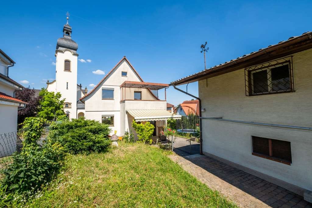 Immobilie in Bammental - Klein, aber kann fein werden: Wohnhaus mit Garten, kleiner Garage und Gestaltungspotenzial - Bild 3