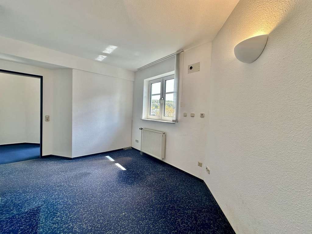 Immobilie in Neuenrade - Attraktive Einheit mit vielfältigen Nutzungsmöglichkeiten – Praxis, Büro oder Wohnkonzept - Bild 4