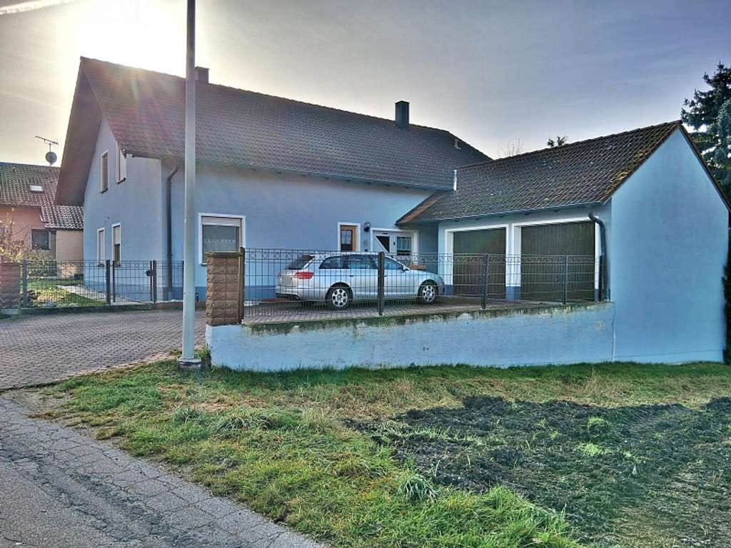 Immobilie in Nittenau - Gepflegtes Einfamilienhaus in wunderschöner Lage mit Traumaussicht - Bild 0