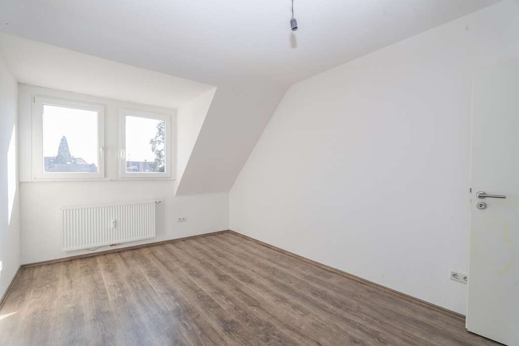 Immobilie in Korschenbroich - Charmante Maisonettewohnung mit modernem Wohnkomfort, Balkon und Garage in Glehn - Bild 4