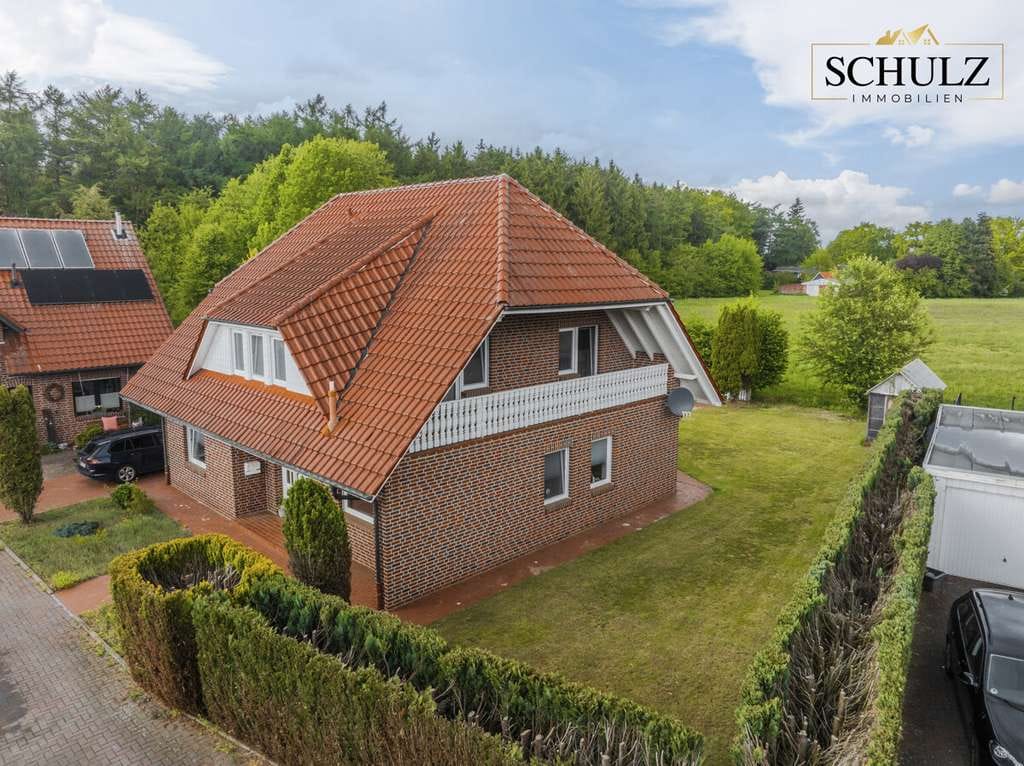 Immobilie in Lindern (Oldenburg) - **Modernisiertes Einfamilienhaus mit 6 Zimmern, Fußbodenheizung & Traumgarten** - Bild 2