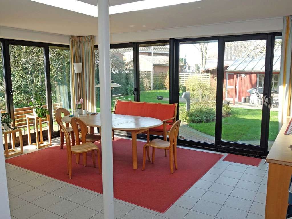 Immobilie in Sankt Michaelisdonn - Architektenhaus mit Doppelgarage in zentraler Lage in St. Michaelisdonn - Bild 1