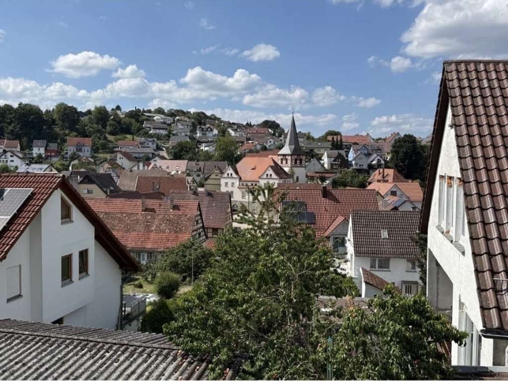 Immobilie in Weissach - Sanierungsbedürftiges Einfamilienhaus in Weissach-Flacht - Bild 3