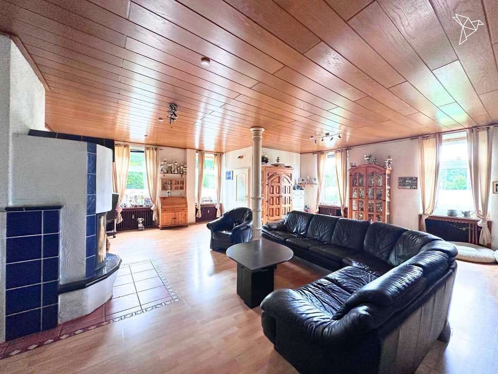 Immobilie in Iserlohn - IDYLLISCHES ANWESEN MIT HISTORISCHEM CHARME 🏡 Großes Grundstück mit Potential in Iserlohn! - Bild 1