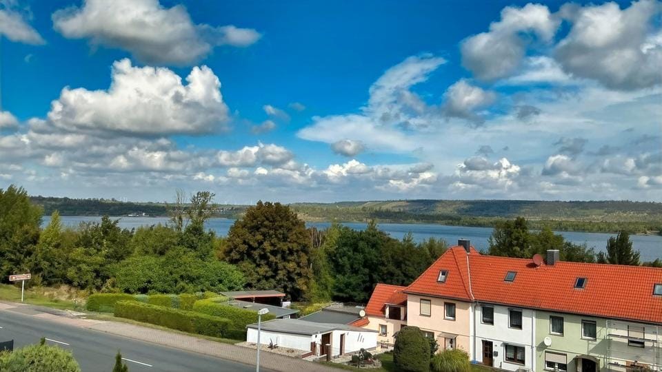 Immobilie in Mücheln (Geiseltal) - Einfamilienhaus mit Seeblick - Bild 0