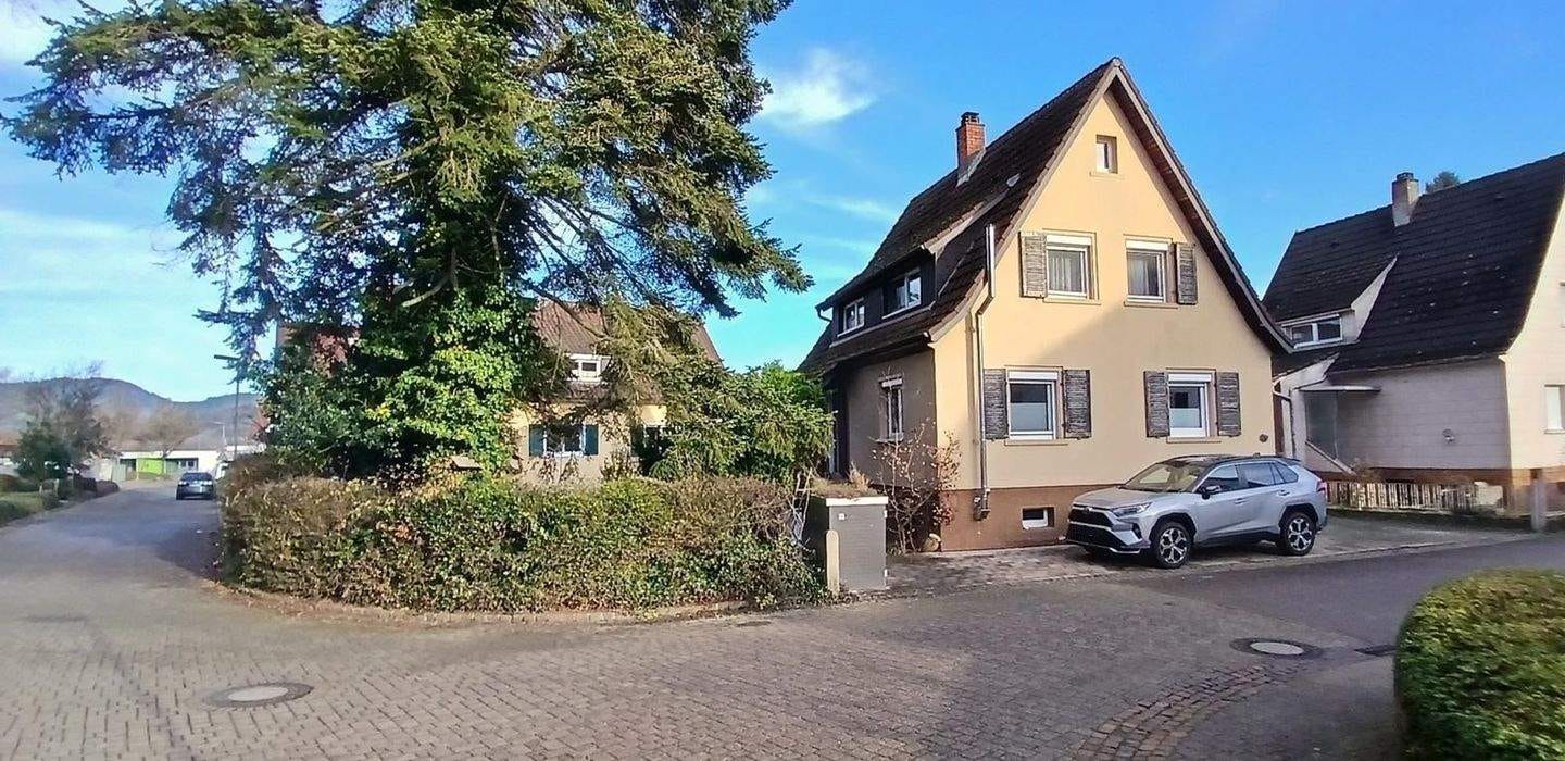 Immobilie in Berghaupten - Freistehendes Einfamilienhaus auf Eckgrundstück in Berghaupten zu verkaufen - Bild 0