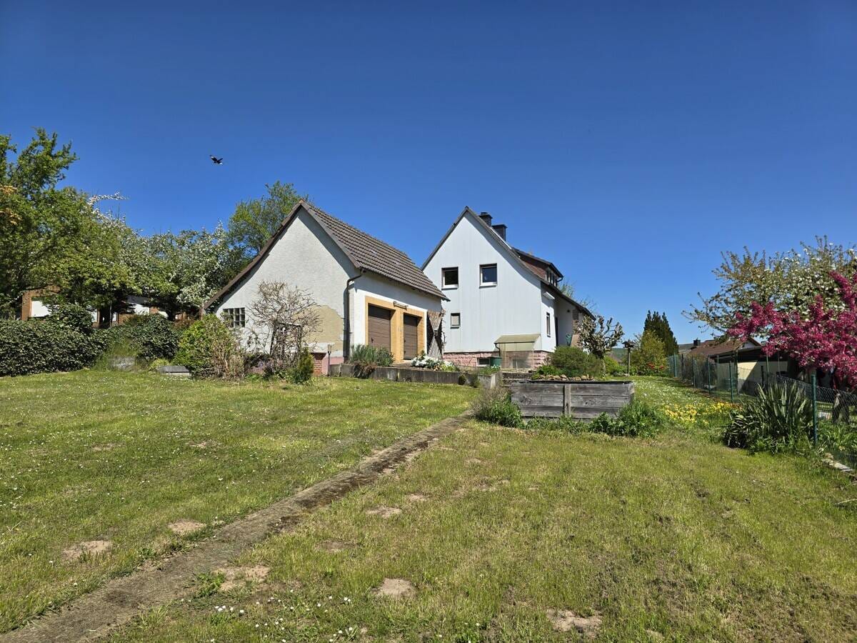 Immobilie in Liebenau - Freistehendes Einfamilienhaus in ruhiger Lage mit großem Grundstück - Bild 2
