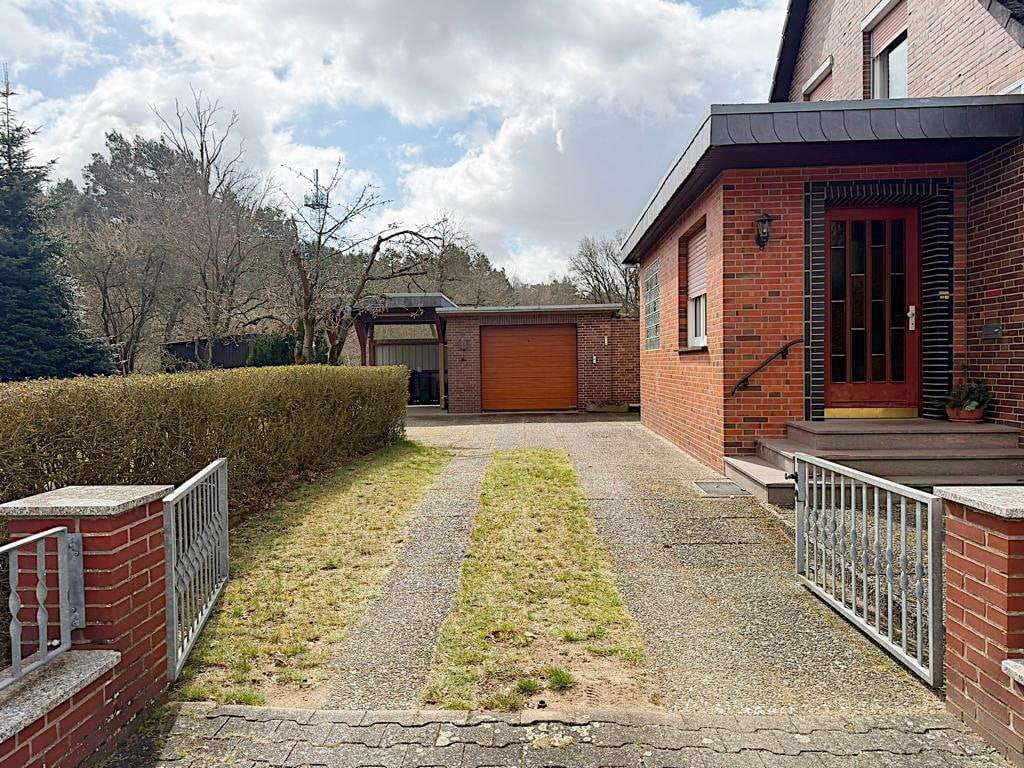 Immobilie in Dannenberg - Einfamilienhaus mit Einliegerwohnung auf großem Grundstück in Dannenberg / OT. Prisser - Bild 1