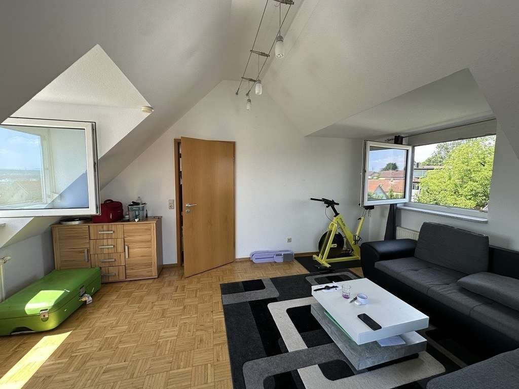 Immobilie in Köngen - Charmante 2-Zimmer-Wohnung mit Balkon und Stellplatz in Köngen - Bild 0