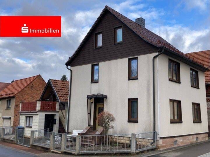 Immobilie in Floh-Seligenthal - Ein- bis Zweifamilienhaus in zentraler Ortslage von Floh-Seligenthal - Bild 0