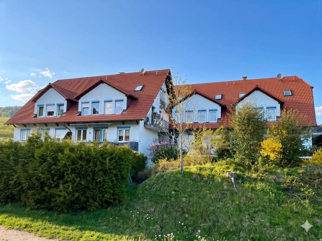 Immobilie in Kleines Wiesental - Großzügige 4,5-Zimmer-Maisonette Wohnung in Sallneck - Bild 1