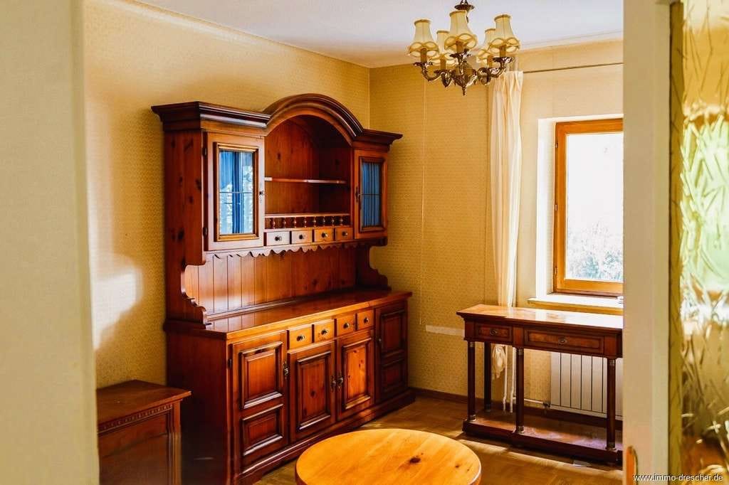 Immobilie in Merchweiler - Tolles Einfamilienhaus mit gehobener Ausstattung und großem Grundstück. - Bild 4