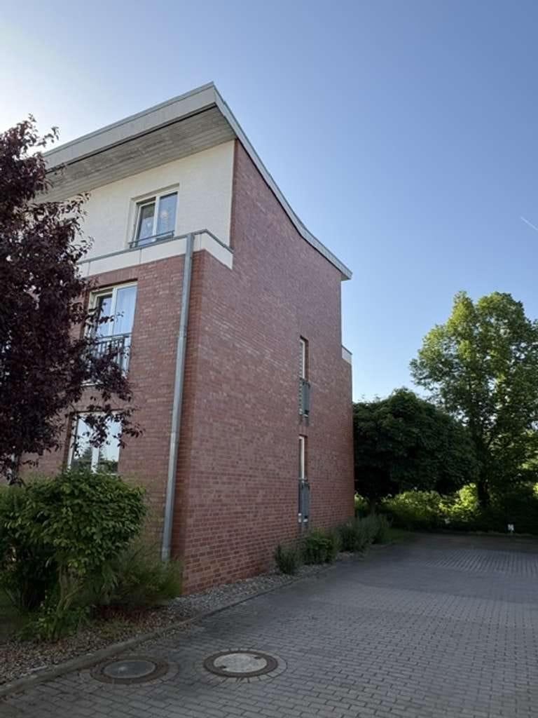 Immobilie in Haldensleben - Charmante 3‑Raum‑Wohnung in Haldensleben – ruhig gelegen und zentral angebunden - Bild 1