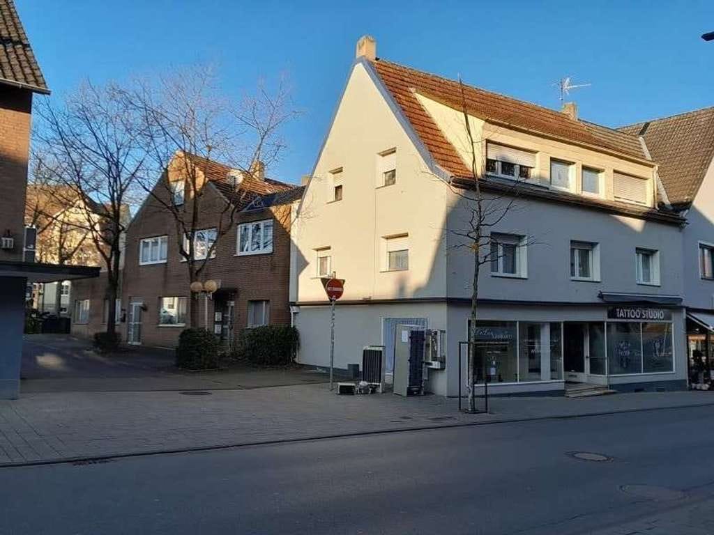 Immobilie in Delbrück - Wohn- und Geschäftshaus zentral in Delbrück! - Bild 0