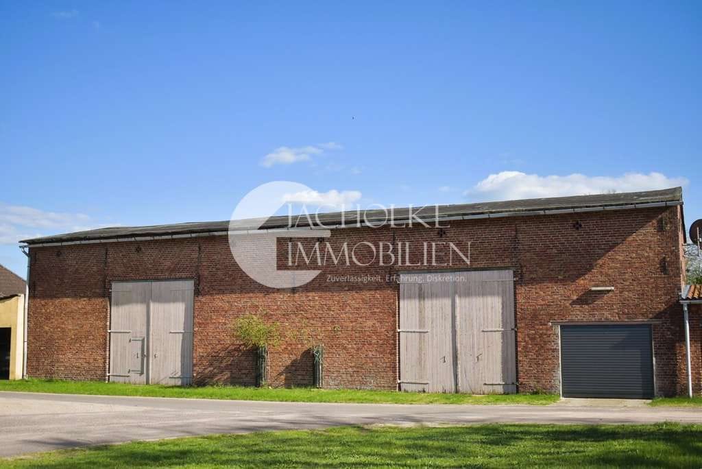 Immobilie in Lenzen (Elbe) - Ländliche Idylle mit Potenzial – Einfamilienhaus mit großem Grundstück & Nutzfläche in ruhiger Lage - Bild 1