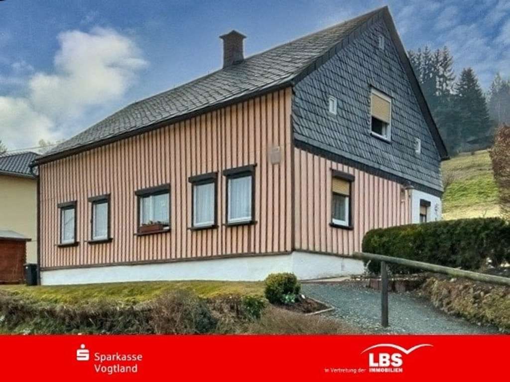 Immobilie in Klingenthal - Charmantes Haus mit großem Garten - Bild 0