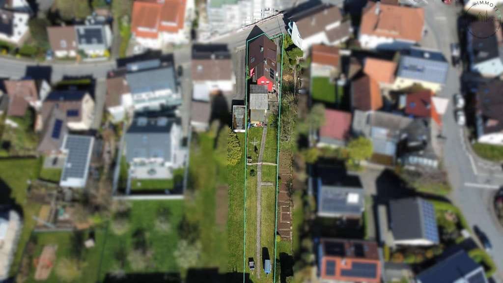 Immobilie in Karlsbad - Charmant. Gepflegt. Vielseitig. Wohnen mit Garten + Entwicklungsmöglichkeiten in Karlsbad-Spielberg - Bild 3