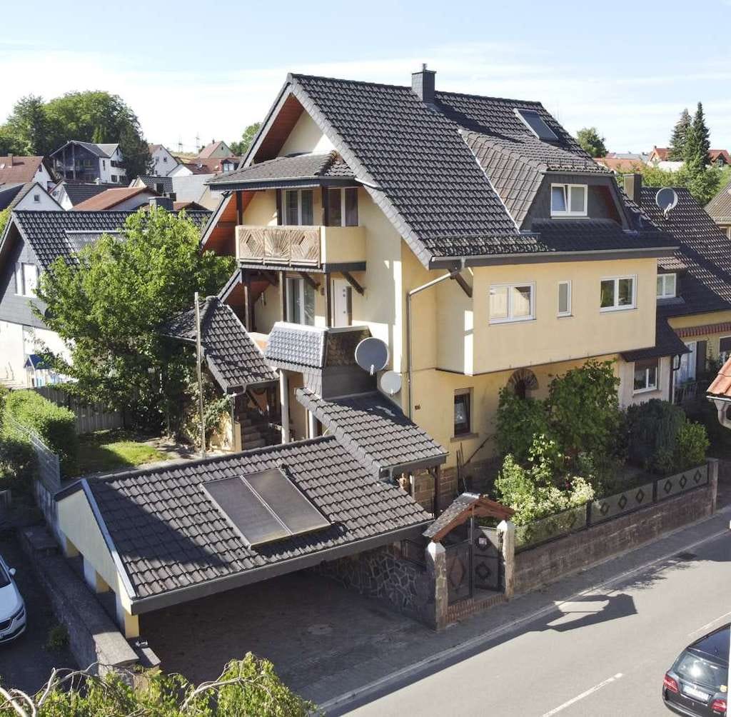 Immobilie in Meckesheim - Familiendomizil mit Potenzial - Charmantes Zweifamilienhaus in Mönchzell - Bild 2