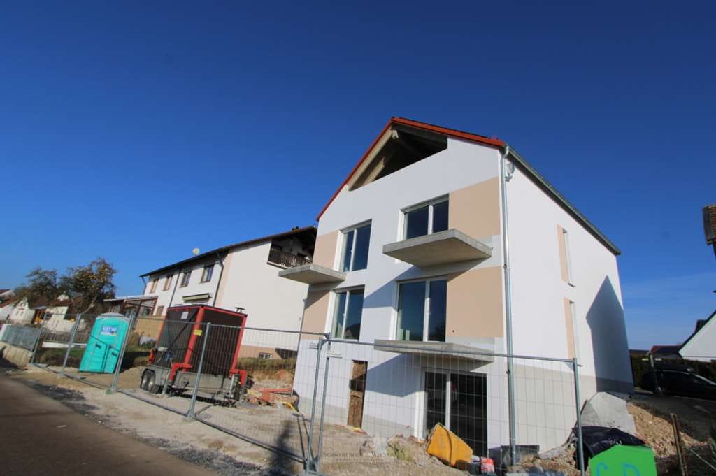 Immobilie in Beratzhausen - Attraktives Neubau Mehrfamilienhaus mit 6 Wohneinheiten - Lukrative Kapitalanlage! - Bild 0