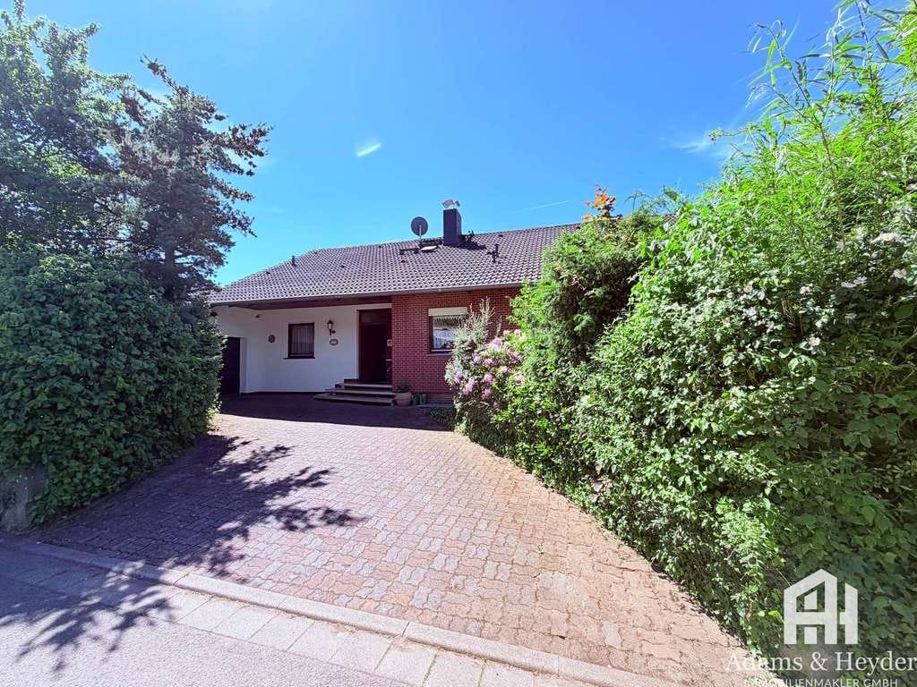 Immobilie in Niedenstein - großzügiges, sonniges & gepflegtes Einfamilienhaus mit perfekter Fernsicht - Bild 4