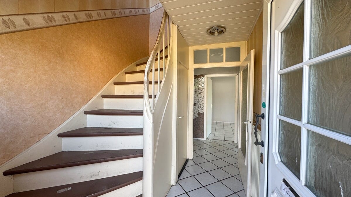 Immobilie in Neuenhaus - Einfamilienhaus mit Einliegerwohnung in Neuenhaus; + Baugrundstück-Potenzial - Bild 2