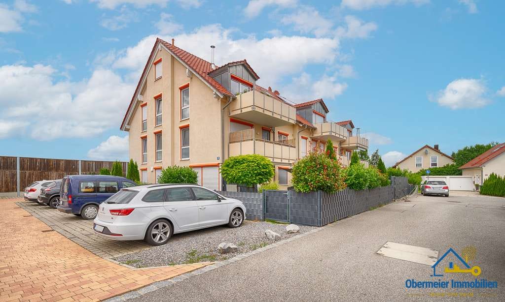 Immobilie in Obertraubling - Elegante 3-Zimmer-Wohnung mit Aufzug, Balkon und edler Innenausstattung - Bild 2