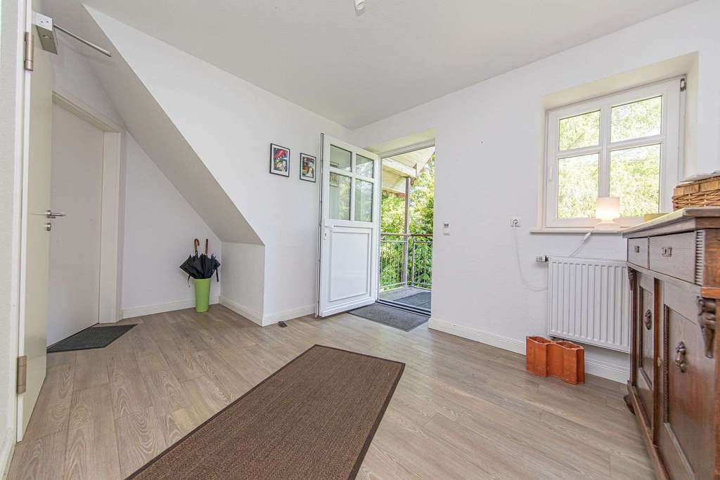 Immobilie in Stedesand - Liebevolles Loftflair unter dem Dach – Charmante kleine Wohnung mit Dachterrasse & Gartenanteil - Bild 3