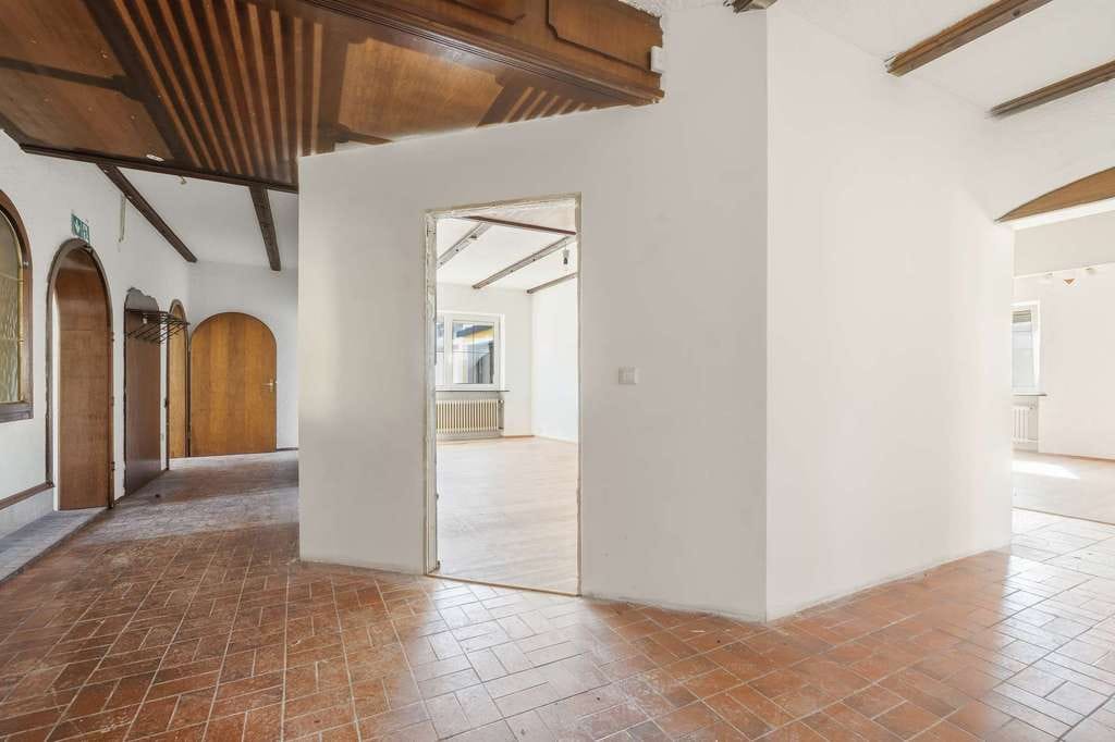 Immobilie in Erkheim - Ein Haus. Zwei Einheiten. Tausend Möglichkeiten. - Bild 1