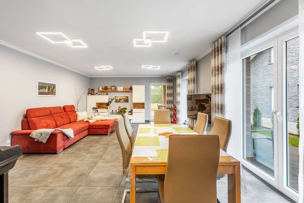 Immobilie in Meinersen - Energieeffizientes Zweifamilienhaus - Bild 2