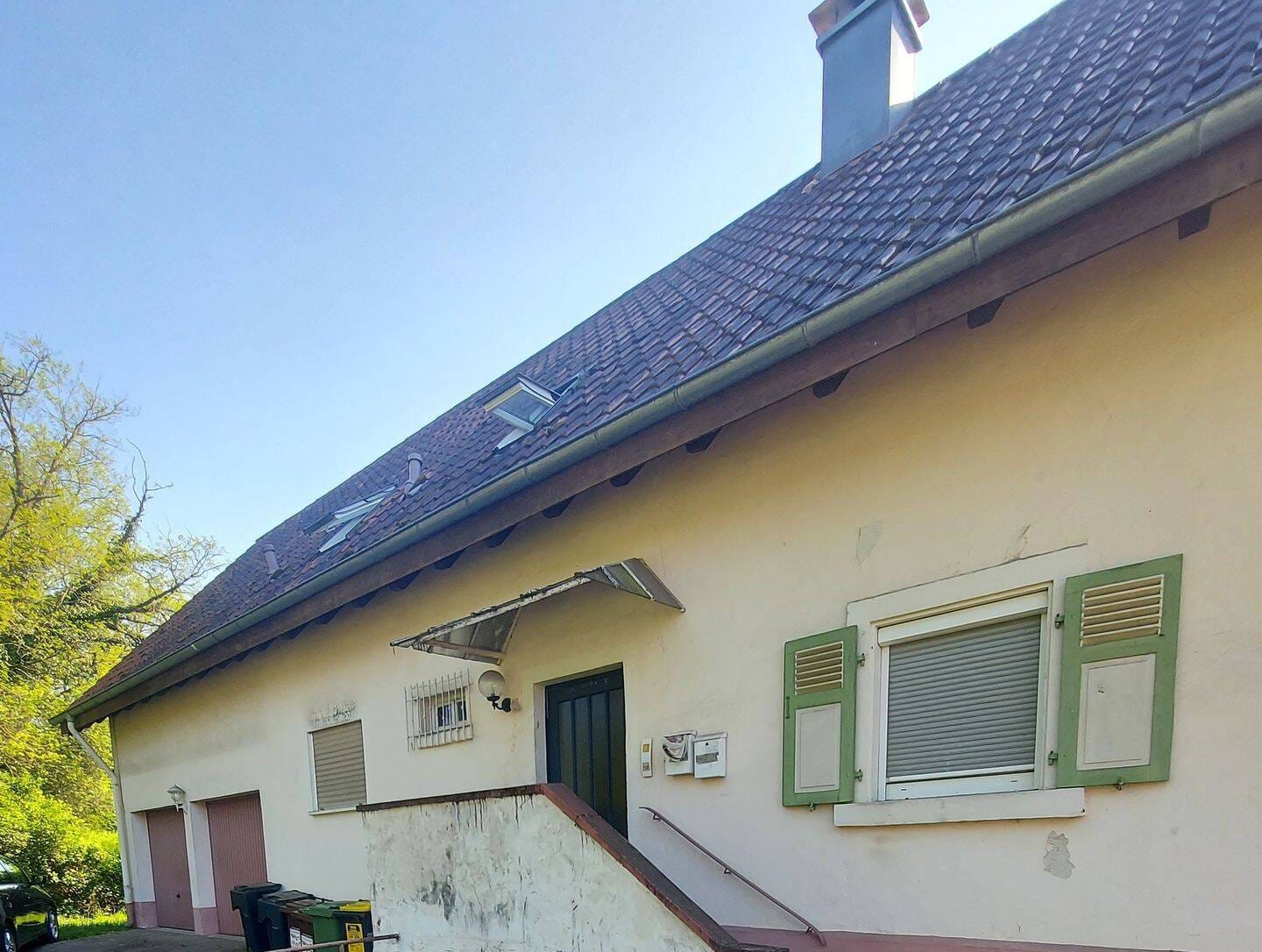 Immobilie in Iffezheim - Ein/Zweifamilienhaus mit Baugrundstück für noch Zwei/Dreifamilienhaus - Bild 1