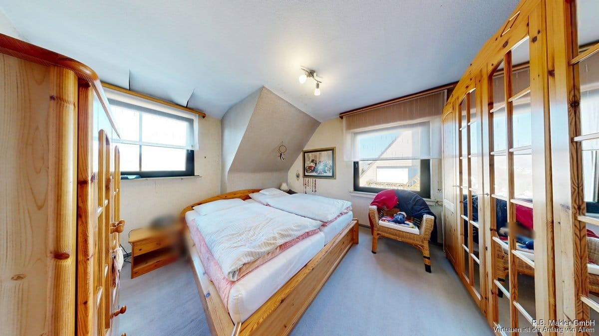 Immobilie in Plettenberg - R.B. Makler: Charmante 3-Zimmer-Wohnung mit Entwicklungspotenzial! Ihre perfekte Kapitalanlage! - Bild 4