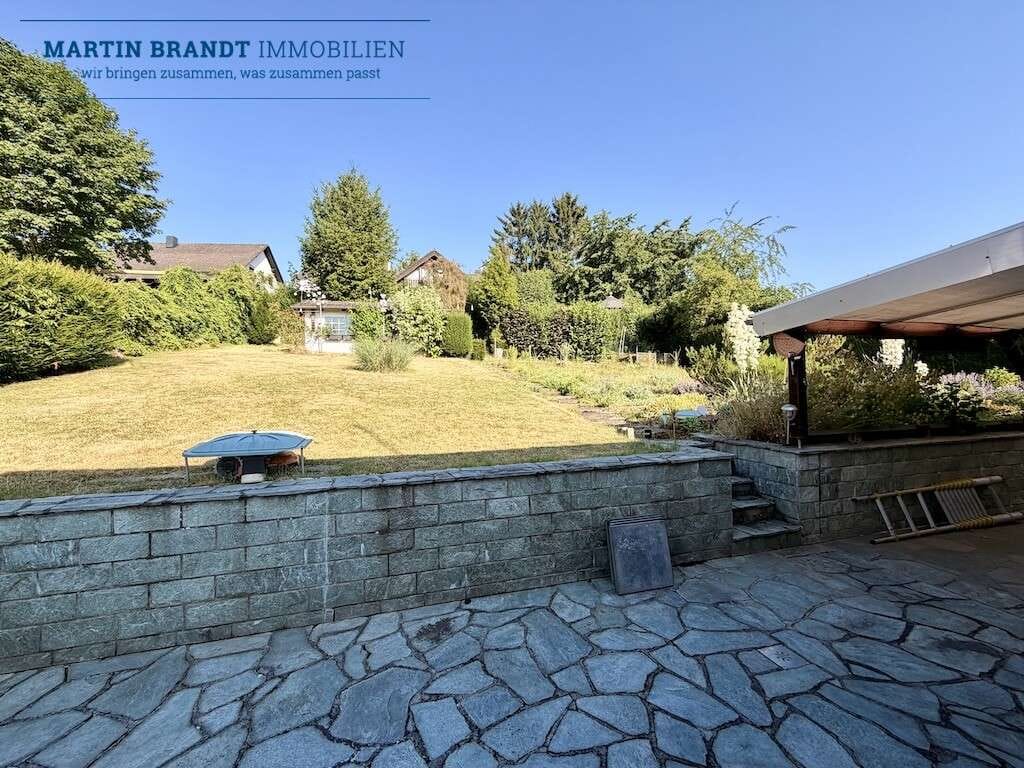 Immobilie in Waldems - Freistehendes Einfamilienhaus mit traumhaftem Garten
in schöner Lage von Waldems / Bermbach - Bild 2