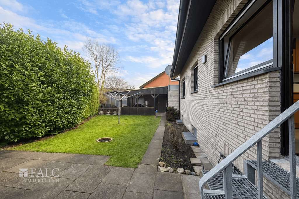 Immobilie in Ascheberg - Geräumiges Zweifamilienhaus in Ascheberg mit viel Potenzial - Bild 1