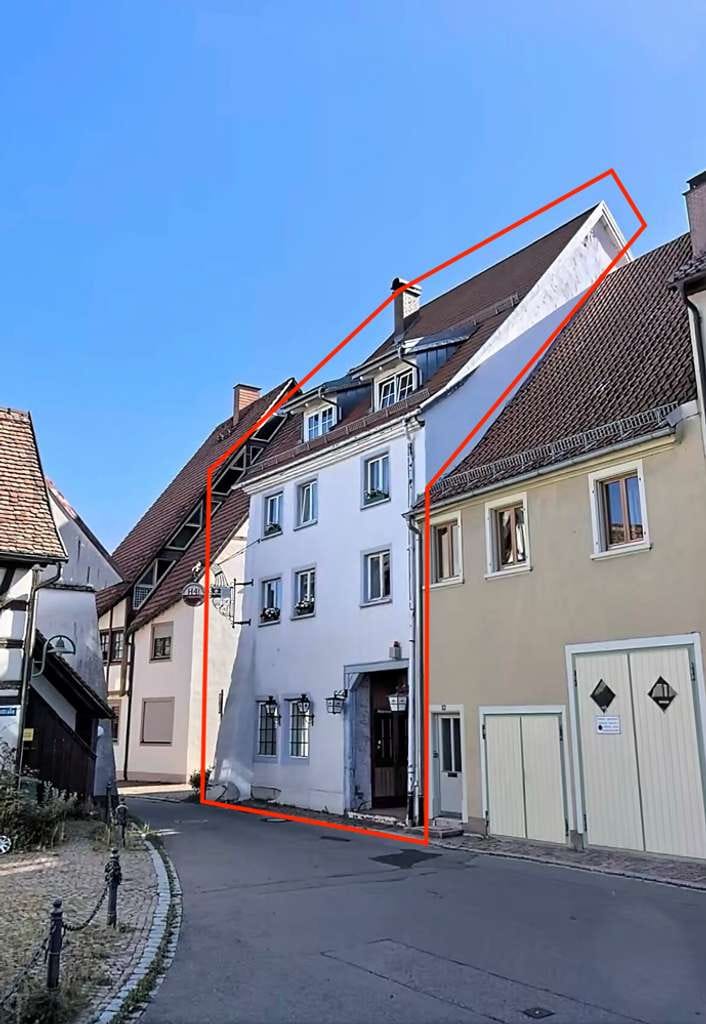 Immobilie in Hüfingen - Charmantes Mehrfamilienhaus in zentraler Lage an der Breg - Bild 1