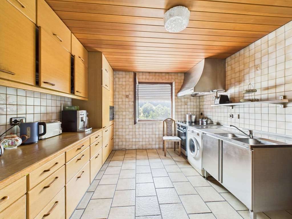 Immobilie in Ölbronn-Dürrn - TOP Potential: Pension + Gastro + Wohnhaus  + Scheune auf 11.800 qm | Ölbronn - Bild 4