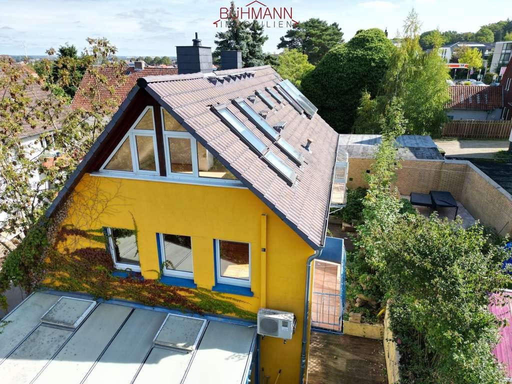 Immobilie in Bad Nenndorf - 31542 Bad Nenndorf – Zweifamilienhaus mit Wintergärten und Garage - Bild 3