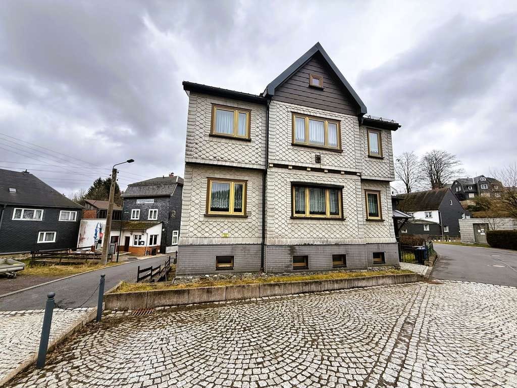 Immobilie in Großbreitenbach - vielseitiges Mehrfamilienhaus (4 WE) in naturnaher Lage im Thüringer Wald zu verkaufen - Bild 0