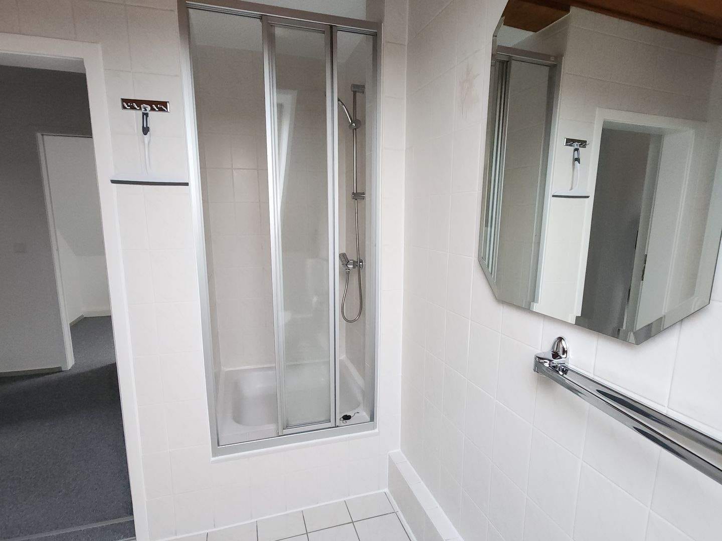 Immobilie in Eisenhüttenstadt - Charmante 1,5-Zimmer-Wohnung in Eisenhüttenstadt mit Modernisierungen - Bild 2