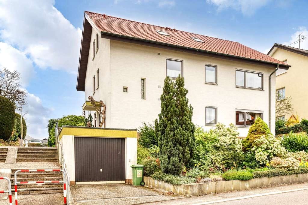 Immobilie in Ettlingen - Mehrgenerationenhaus oder Kapitalanlage in Ettlingen-Spessart - Bild 1