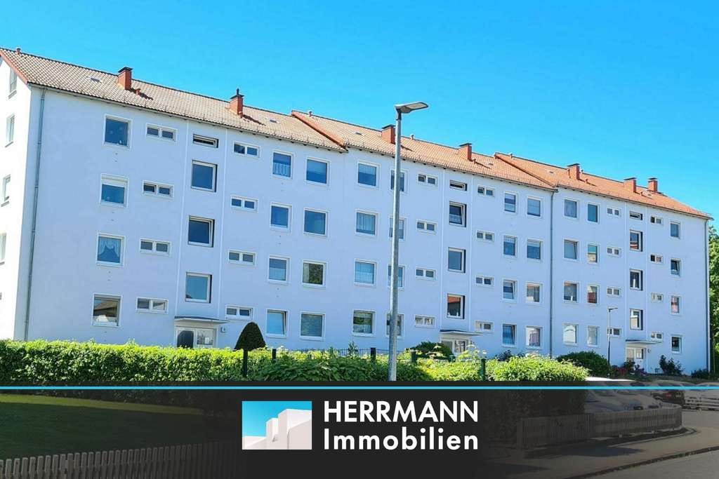 Immobilie in Springe - Renovierungsbedürftige 3-Zimmer-Erdgeschosswohnung in Springe - Bild 0