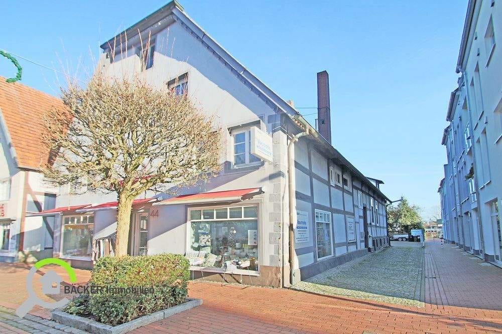 Immobilie in Bramsche - Vermietetes Wohn- und Geschäftshaus in 1A-Lage von Bramsche mit attraktivem Ist-Faktor von 10,32 zu verkaufen - Bild 1