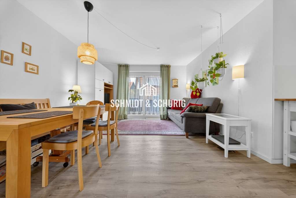 Immobilie in Walzbachtal - Helle kernsanierte 2-Zimmer-Wohnung mit Ankleide, Balkon und Stellplatz - Bild 0
